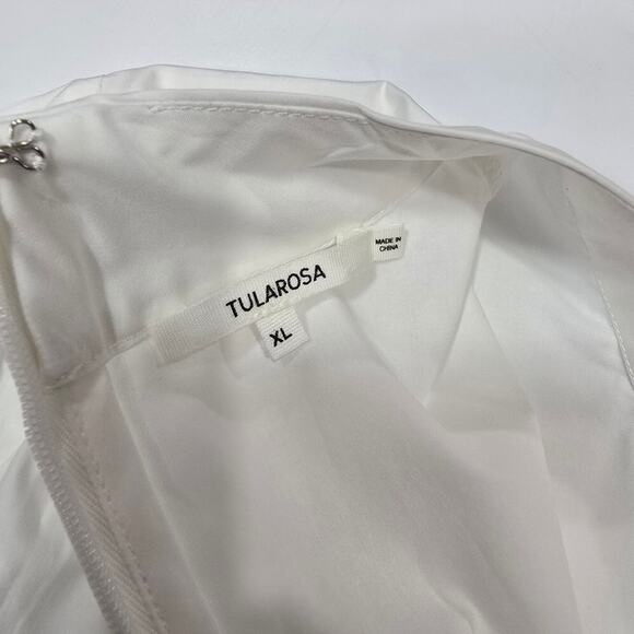 Tularosa Keep It Simple Top in Ivory XL - Picture 11 of 13